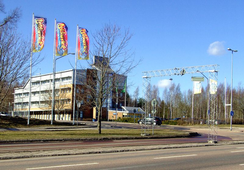 Nya flaggor visar vägen!